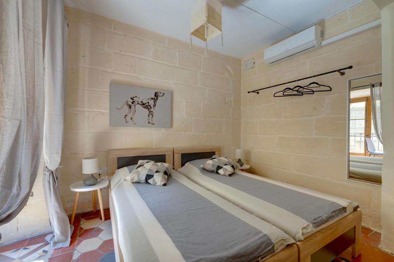 Central And Cosy 2Br Apartment In バレッタ エクステリア 写真