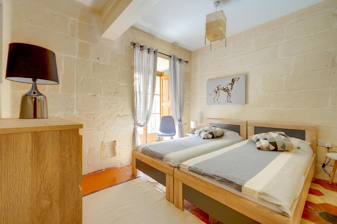 Central And Cosy 2Br Apartment In バレッタ エクステリア 写真